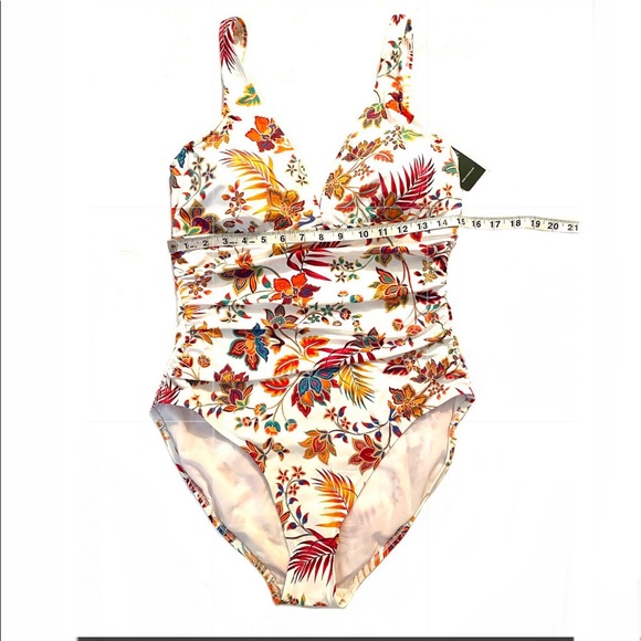 RALPH LAUREN Jacobean 1 pc Swimsuit 🏄🏻‍♀️🏄🏻‍♀️ - Picture 8 of 16